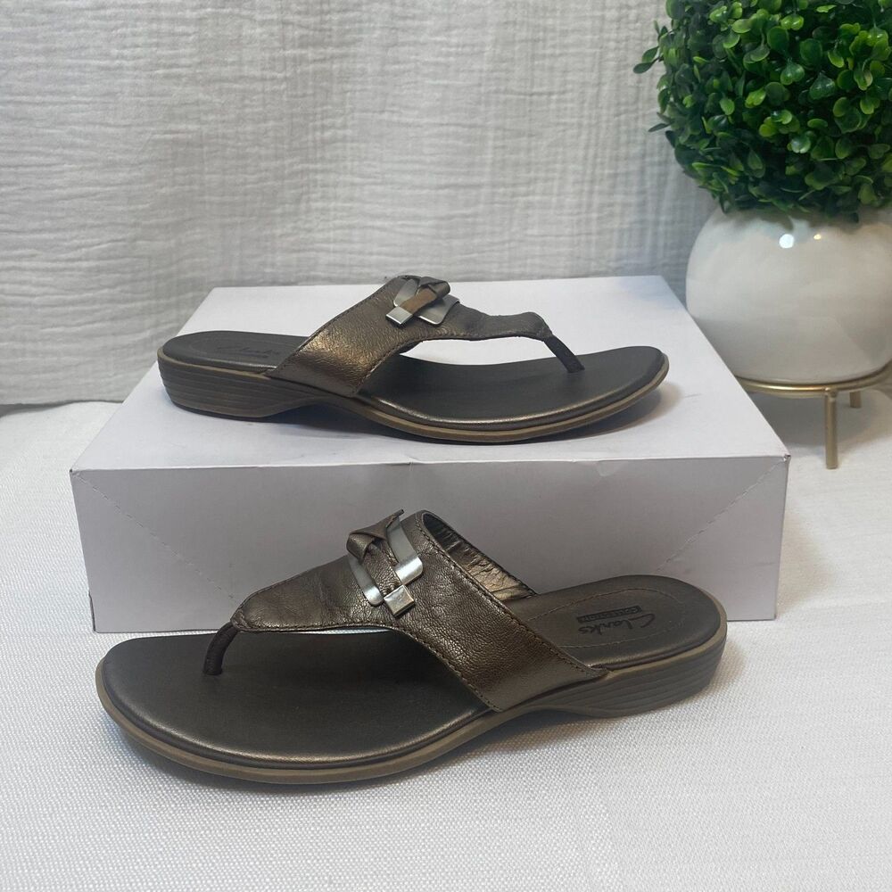 Clarks Sandals Women's Size 6 Metallic Platform Leather